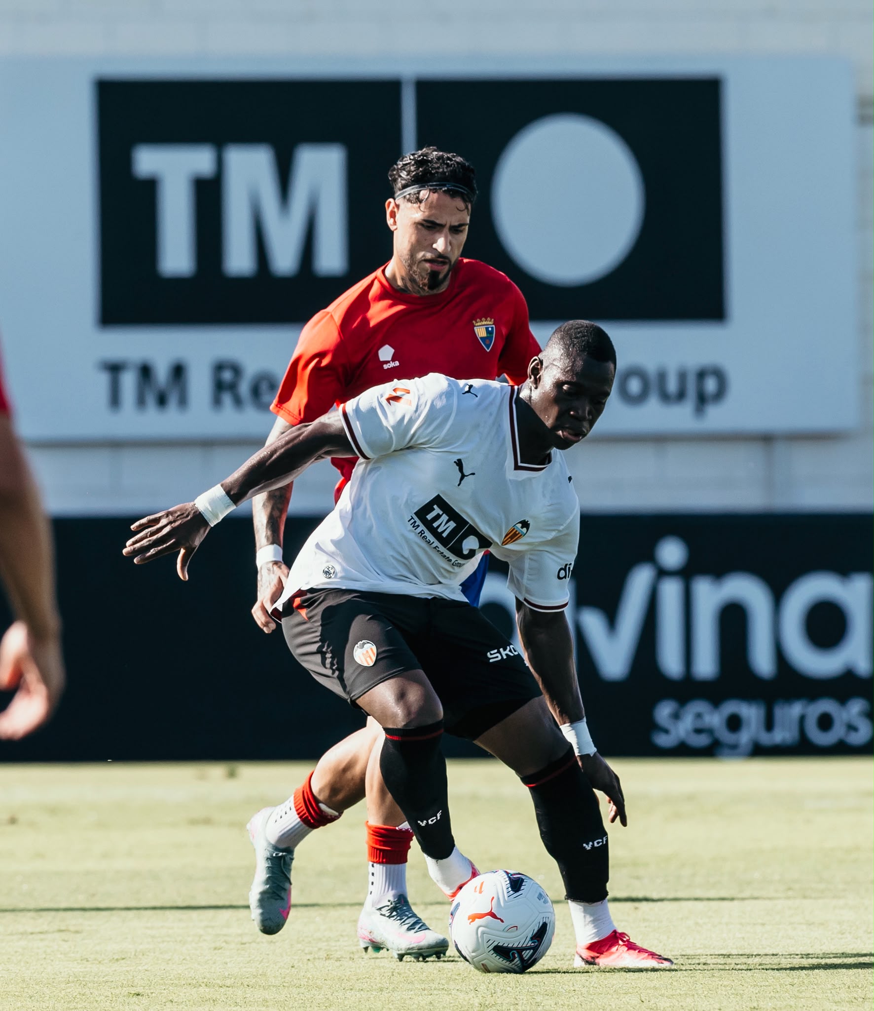 Histórico triunfo de pretemporada: el CD Teruel vence al Valencia CF en Paterna (0-1)